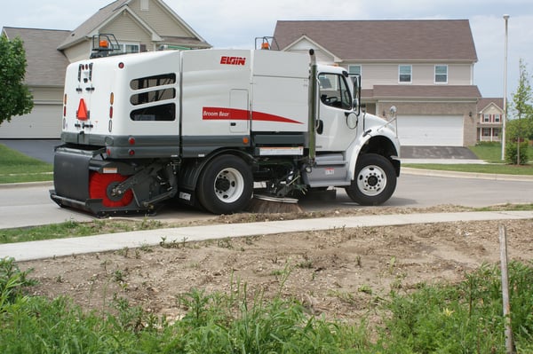 How Can I Find a Reliable Street Sweeping Company?
