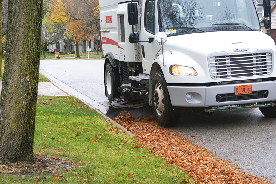 MUNICIPAL LEAF REMOVAL